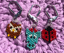 Load image into Gallery viewer, Handmade Beaded Stitch Marker Knitting Crochet
